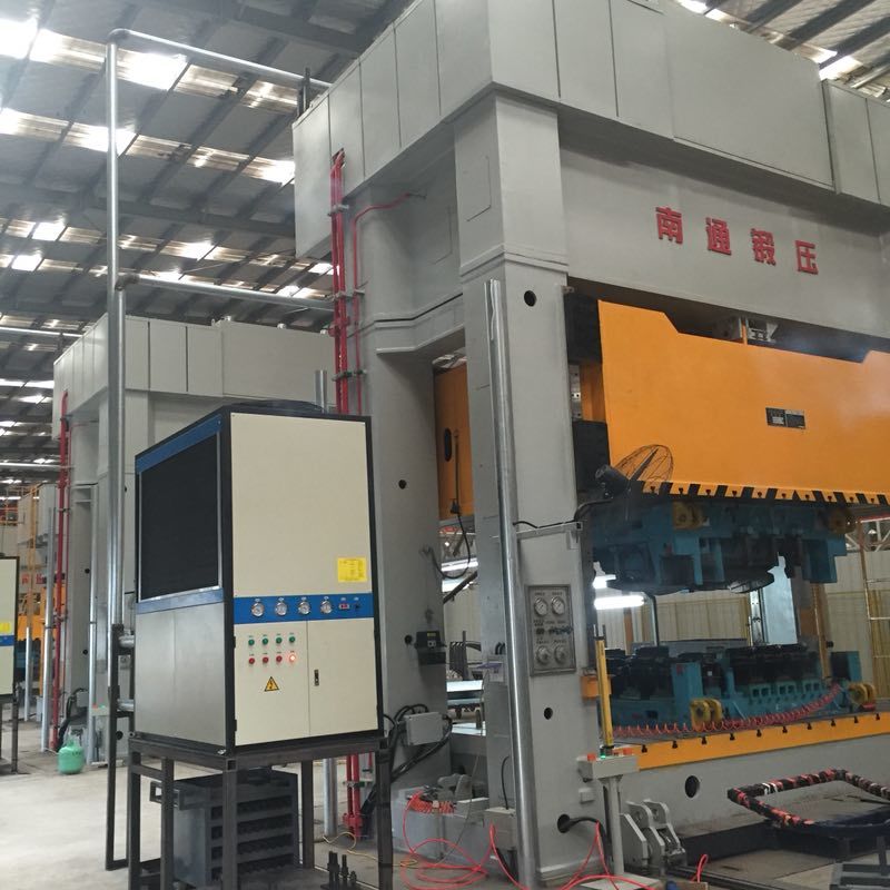 油冷機(jī)的制冷控制技術(shù)，你選對(duì)了機(jī)型嗎？