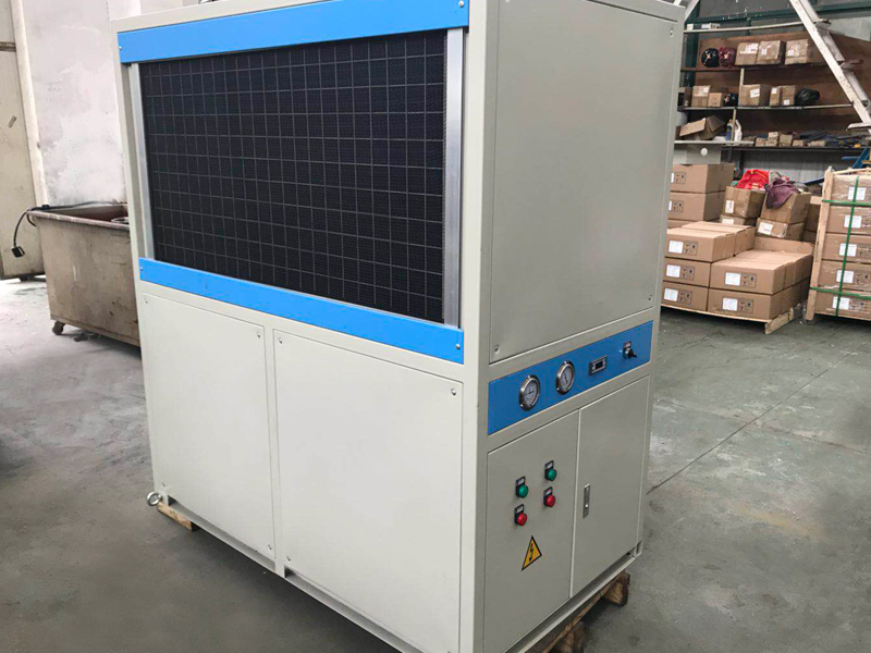 油冷機冬季清洗應該清洗哪些部件？